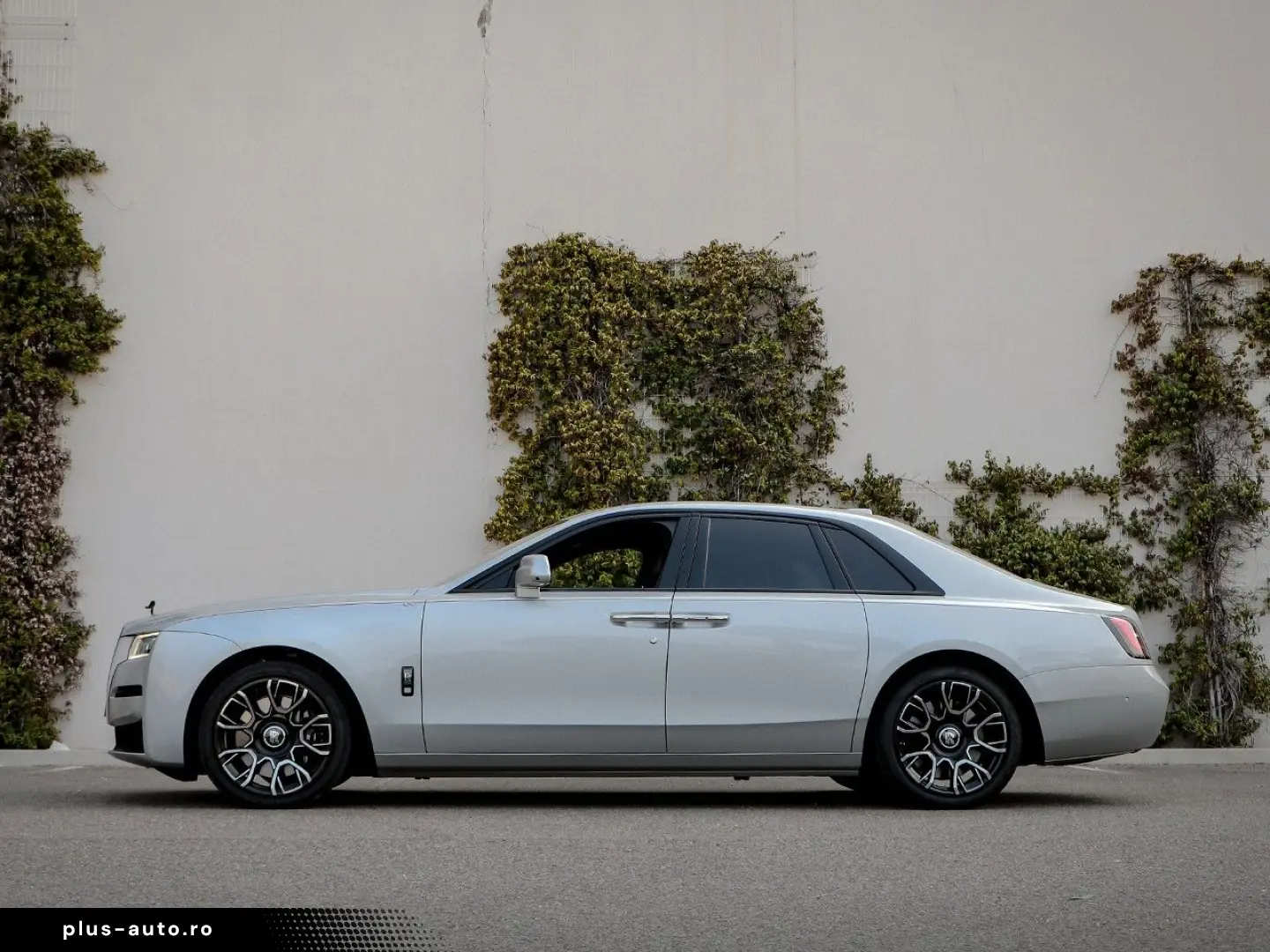 ROLLS ROYCE Ghost Black Badge Gallium - Bespoke