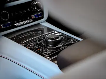 ROLLS ROYCE Ghost Black Badge Gallium - Bespoke