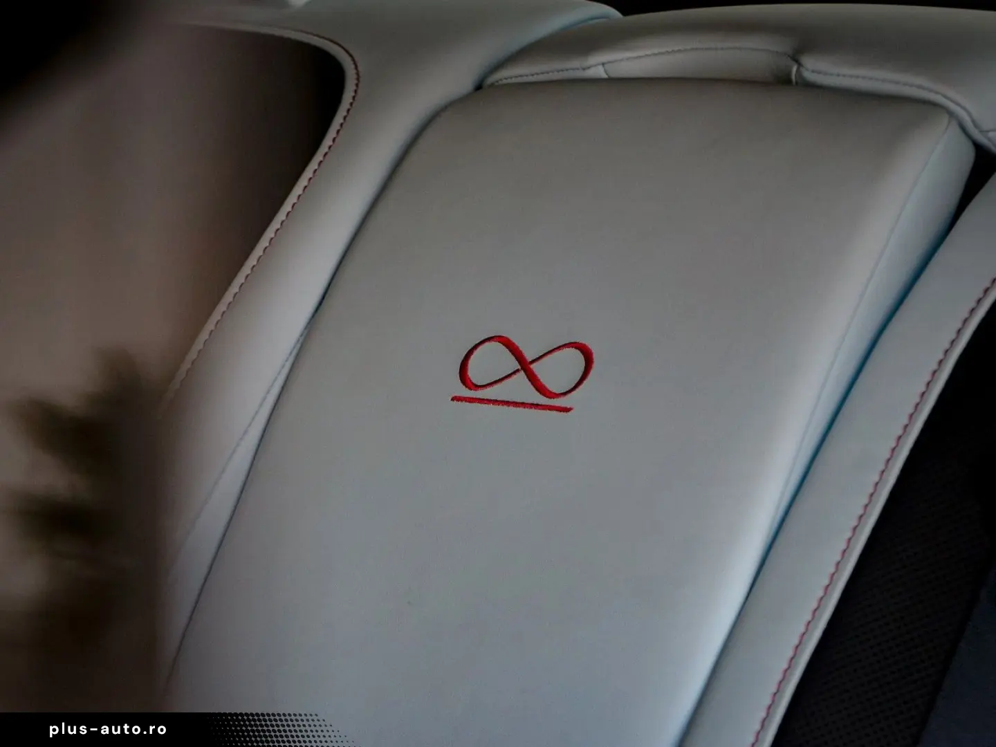 ROLLS ROYCE Ghost Black Badge Gallium - Bespoke