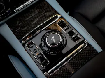ROLLS ROYCE Ghost Black Badge Gallium - Bespoke