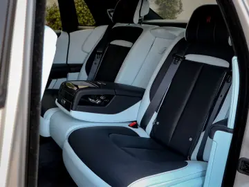 ROLLS ROYCE Ghost Black Badge Gallium - Bespoke
