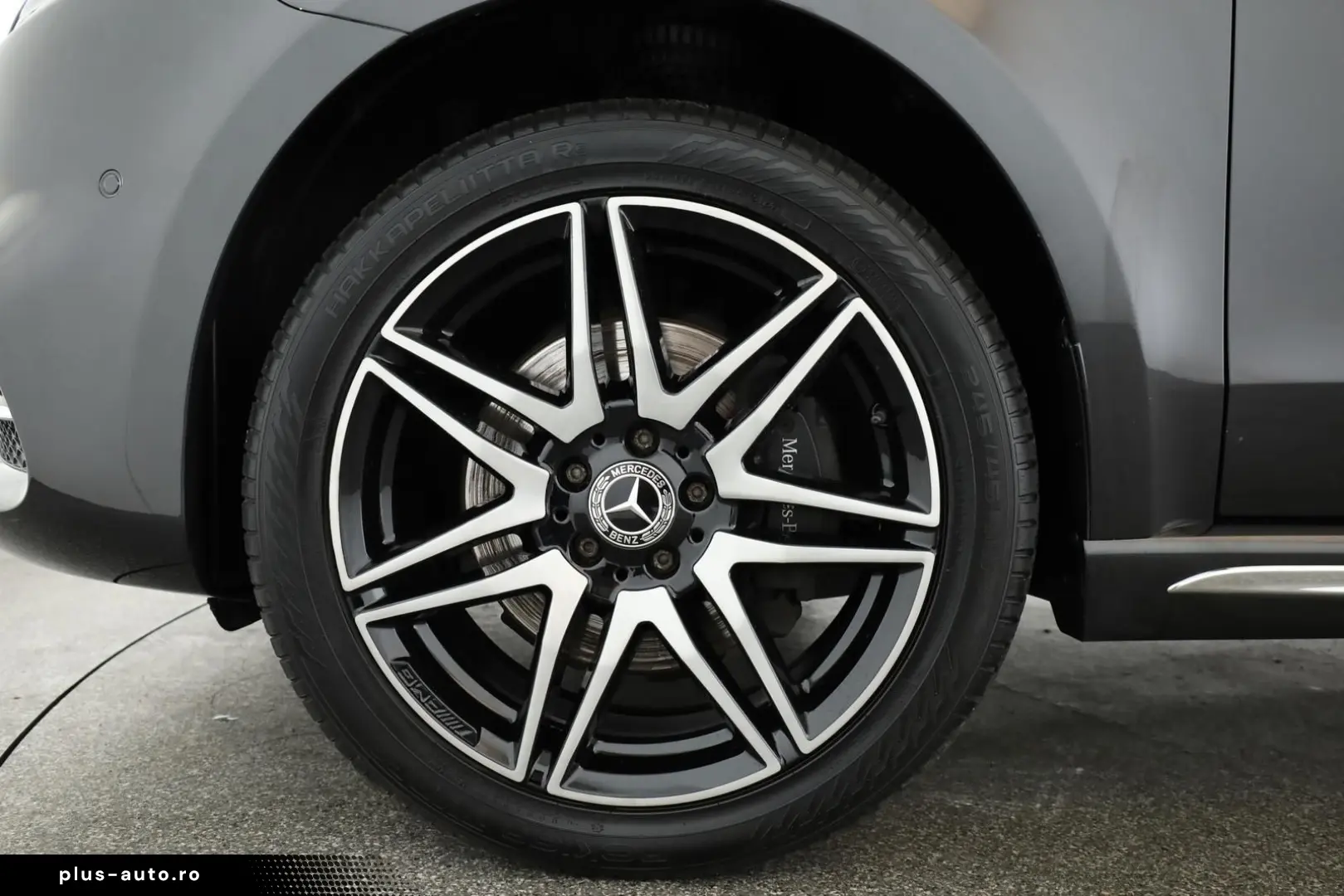 MERCEDES-BENZ V 300 d 4M lang Avantgarde AMG 8S Pano&hellip;