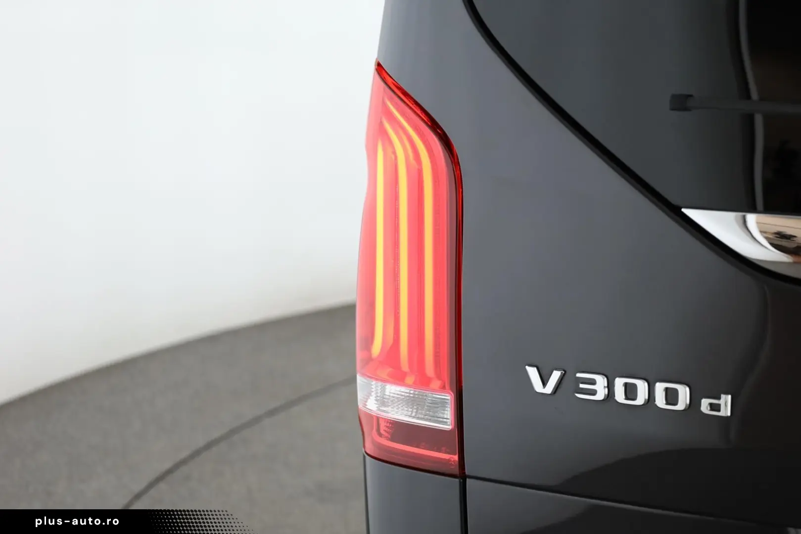 MERCEDES-BENZ V 300 d 4M lang Avantgarde AMG 8S Pano&hellip;