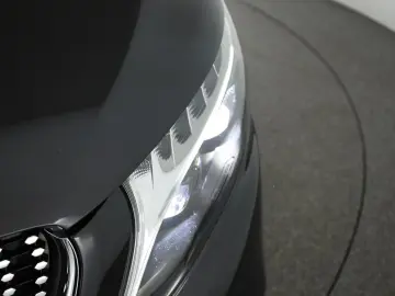 MERCEDES-BENZ V 300 d 4M lang Avantgarde AMG 8S Pano&hellip;