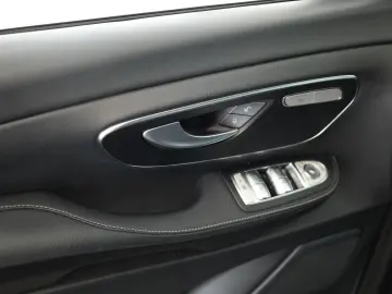 MERCEDES-BENZ V 300 d 4M lang Avantgarde AMG 8S Pano&hellip;