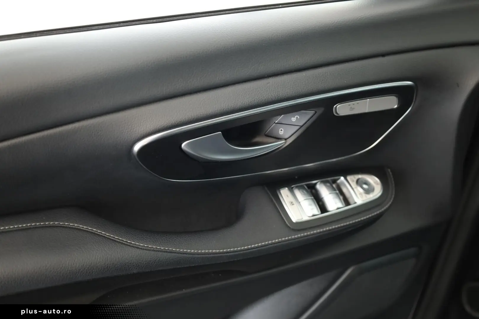 MERCEDES-BENZ V 300 d 4M lang Avantgarde AMG 8S Pano&hellip;