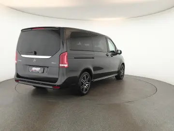 MERCEDES-BENZ V 300 d 4M lang Avantgarde AMG 8S Pano&hellip;