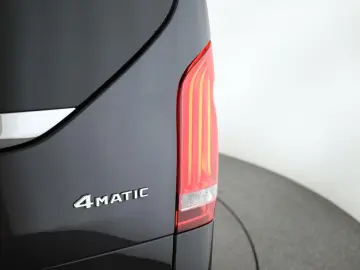 MERCEDES-BENZ V 300 d 4M extralang Avantgarde AMG 8S&hellip;