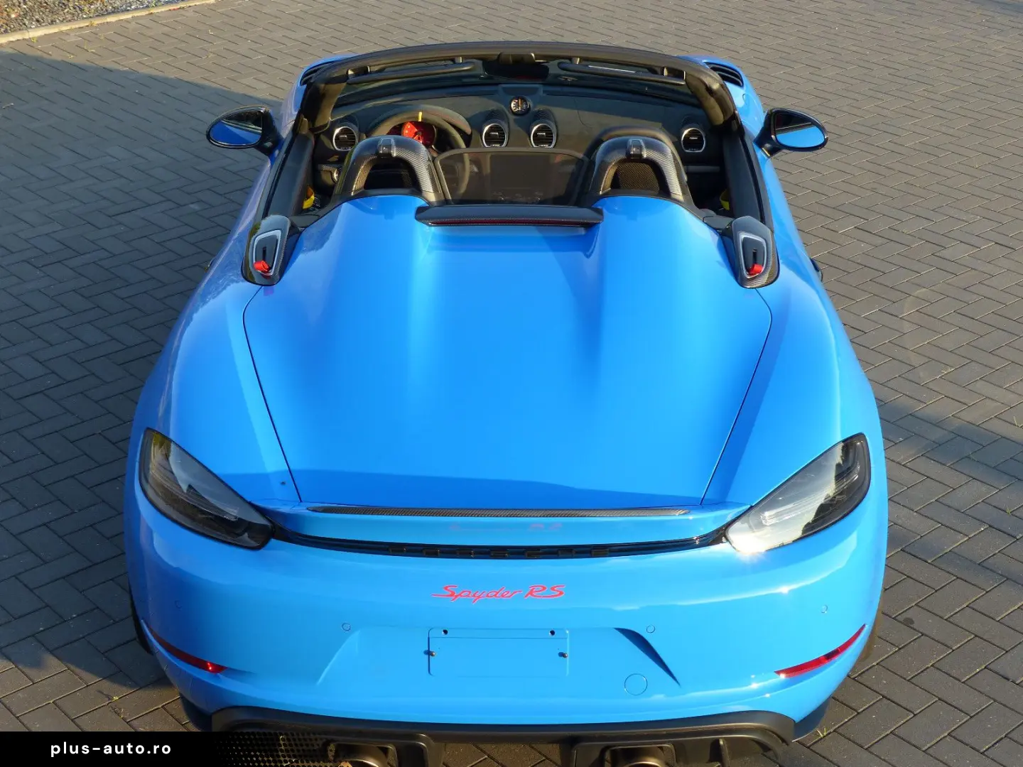 PORSCHE 718 Boxster Spyder RS  Weissach