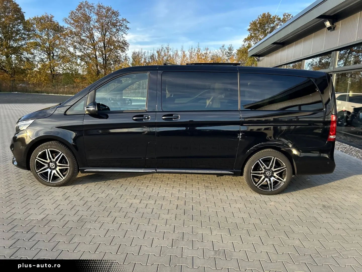 MERCEDES-BENZ V300d 4M Lang AMG - 8S-2xEl.Tür-Pano-3&hellip;