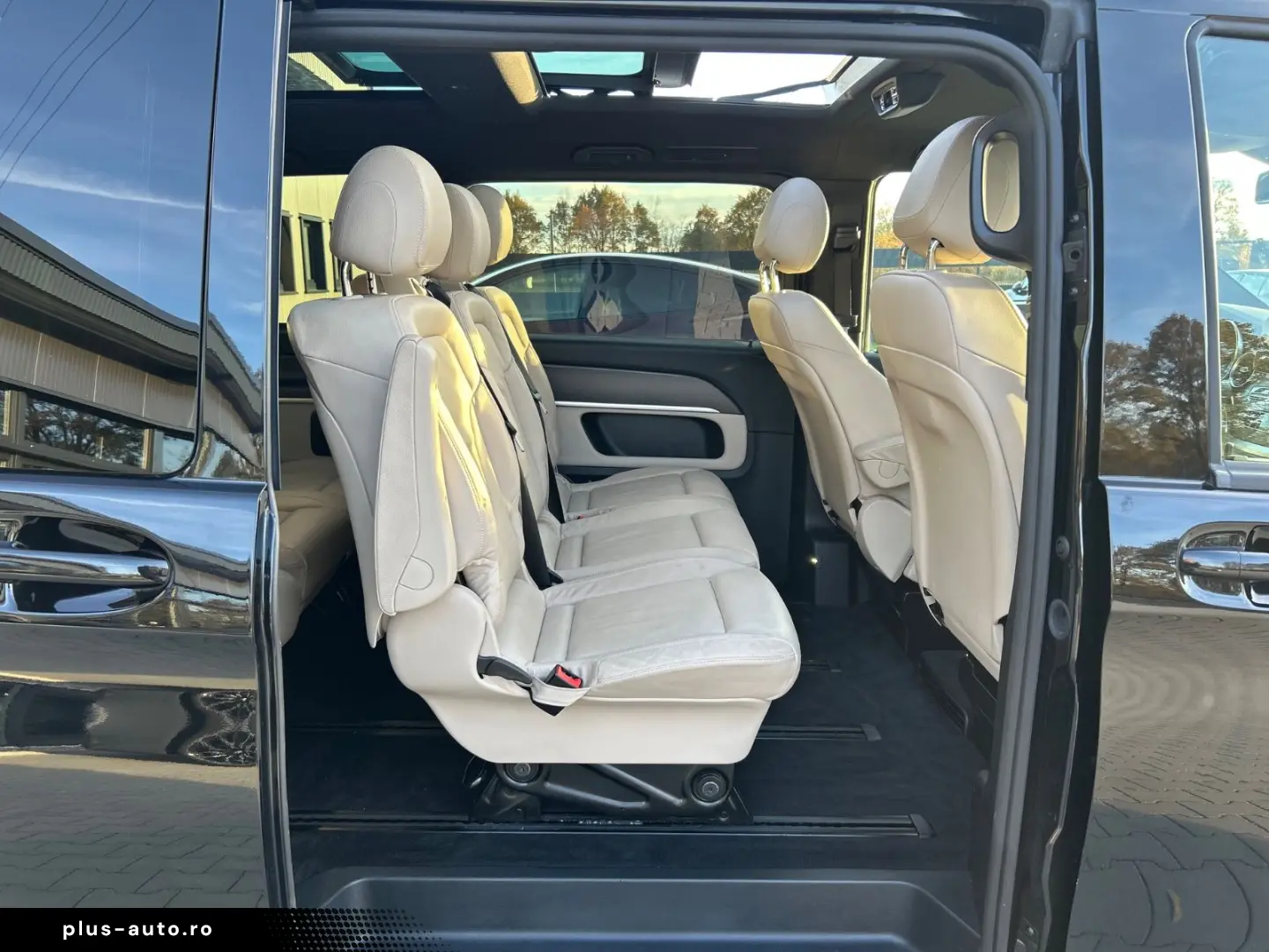 MERCEDES-BENZ V300d 4M Lang AMG - 8S-2xEl.Tür-Pano-3&hellip;