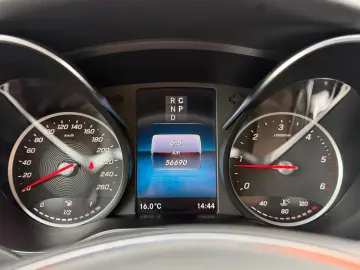 MERCEDES-BENZ V300d 4M Lang AMG Pano Burmes 2xEl.Tür&hellip;