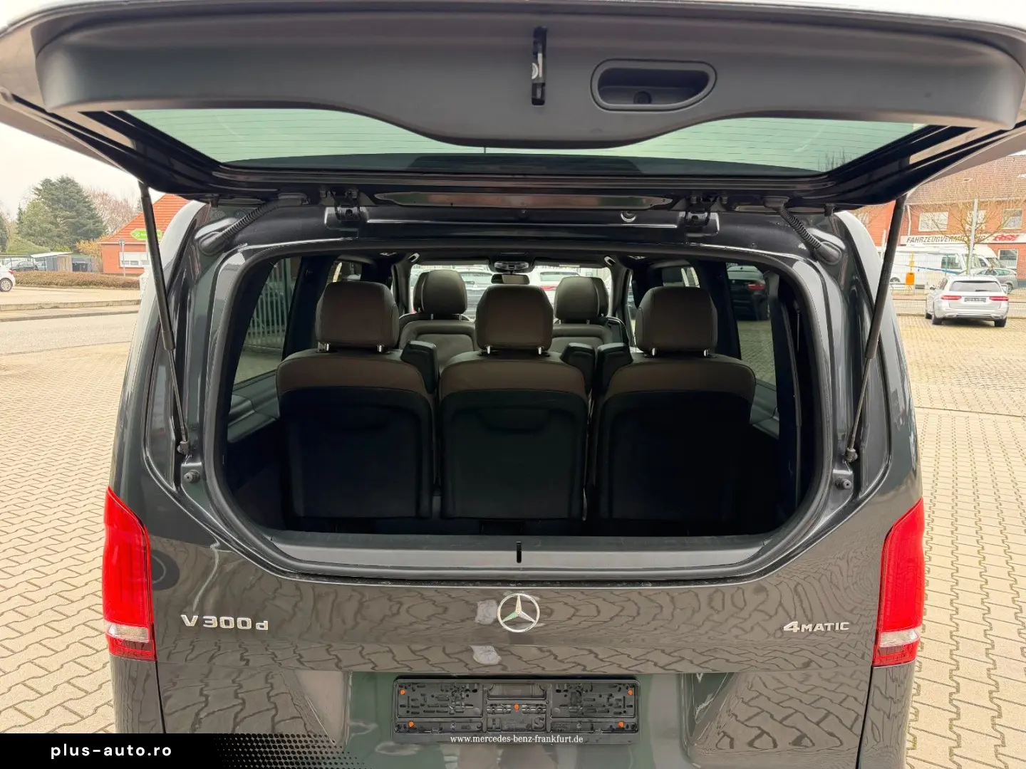 MERCEDES-BENZ V300d 4M Lang AMG Pano Burmes 2xEl.Tür&hellip;