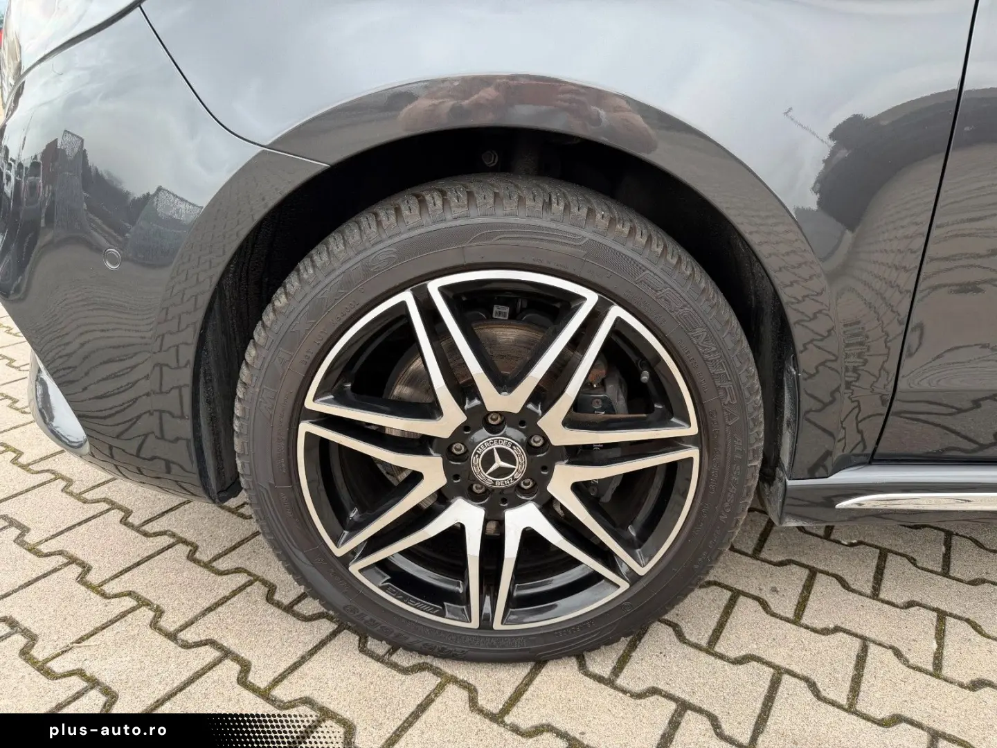 MERCEDES-BENZ V300d 4M Lang AMG Pano Burmes 2xEl.Tür&hellip;