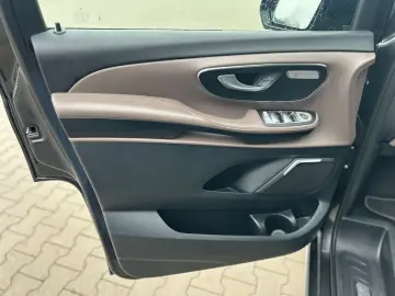 MERCEDES-BENZ V300d 4M Lang AMG -7S-Pano-Burmes-2xEl&hellip;