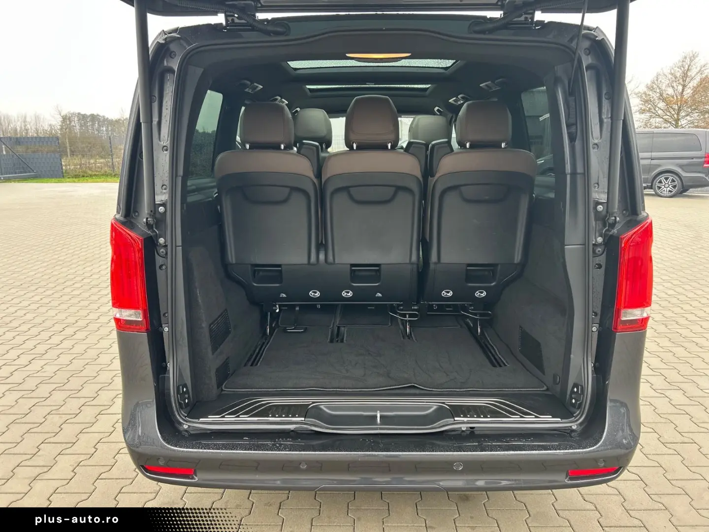 MERCEDES-BENZ V300d 4M Lang AMG -7S-Pano-Burmes-2xEl&hellip;