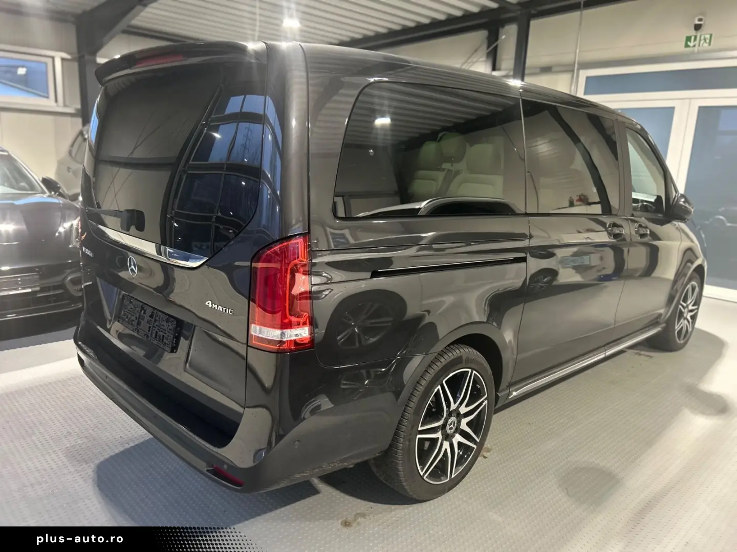 MERCEDES-BENZ V300d 4M Lang AMG -8S-Pano-2xEl.Tür-36&hellip;