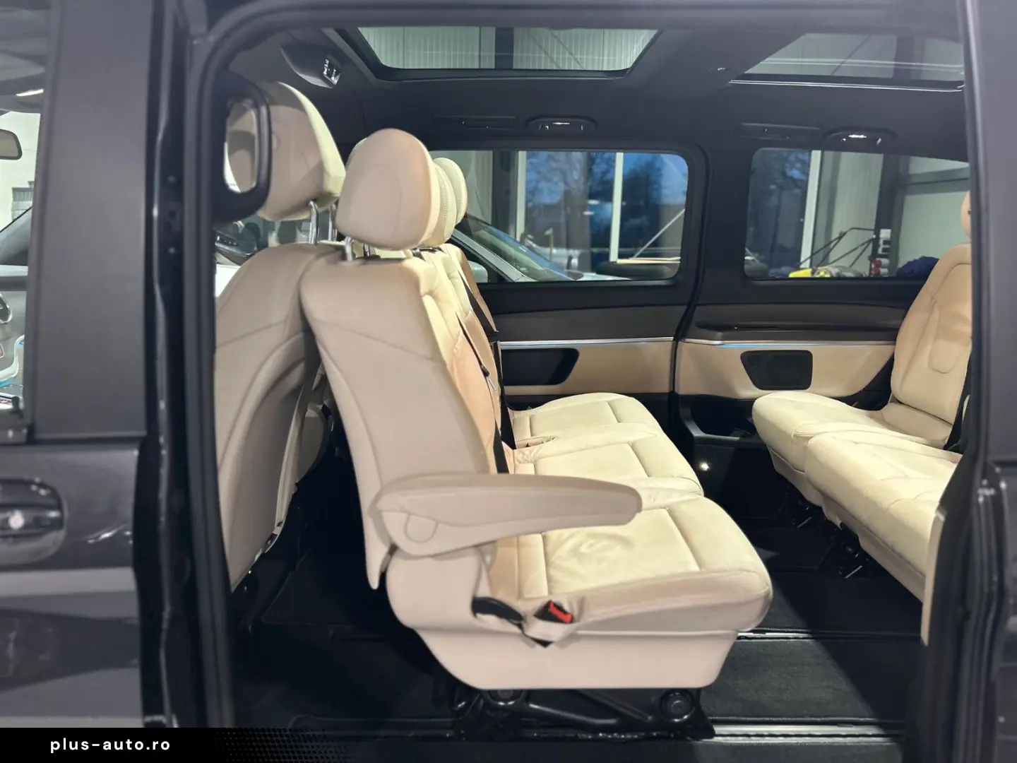 MERCEDES-BENZ V300d 4M Lang AMG -8S-Pano-2xEl.Tür-36&hellip;