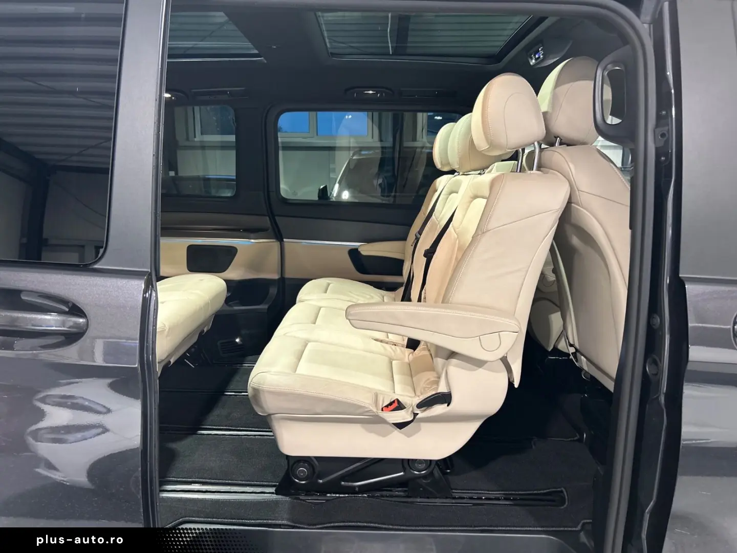 MERCEDES-BENZ V300d 4M Lang AMG -8S-Pano-2xEl.Tür-36&hellip;