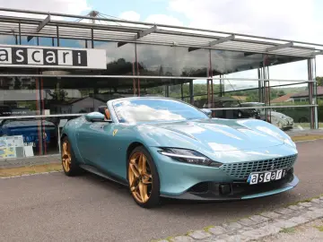 FERRARI Roma Spider