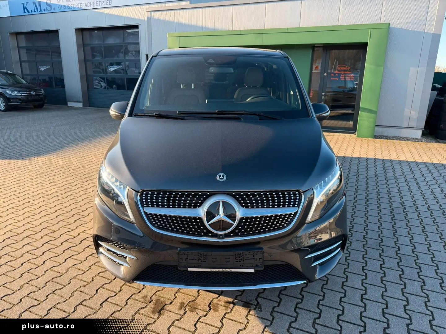 MERCEDES-BENZ V300d 4M Lang AMG Pano Burmes 2xEl.Tür&hellip;