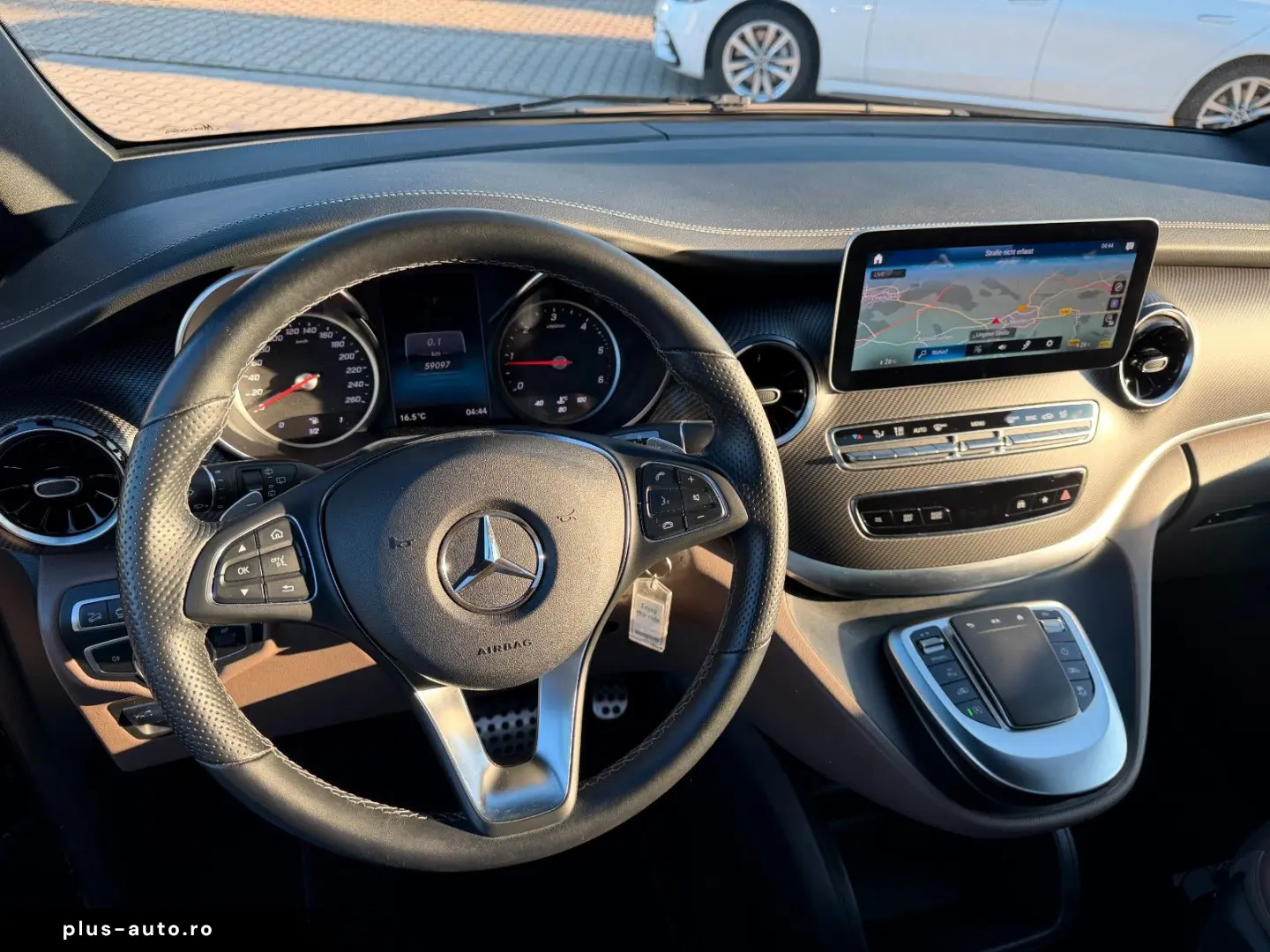 MERCEDES-BENZ V300d 4M Lang AMG Pano Burmes 2xEl.Tür&hellip;