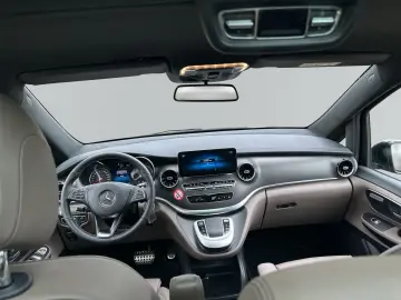 MERCEDES-BENZ V300 d AMG Line 4MATIC lang  Pano  Vollleder