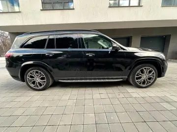 MERCEDES-BENZ GLS 400d 4Matic AMG Night 7Sitze