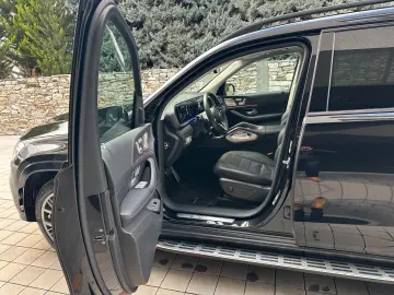 MERCEDES-BENZ GLS 400d 4Matic AMG Night 7Sitze