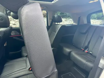 MERCEDES-BENZ GLS 400d 4Matic AMG Night 7Sitze