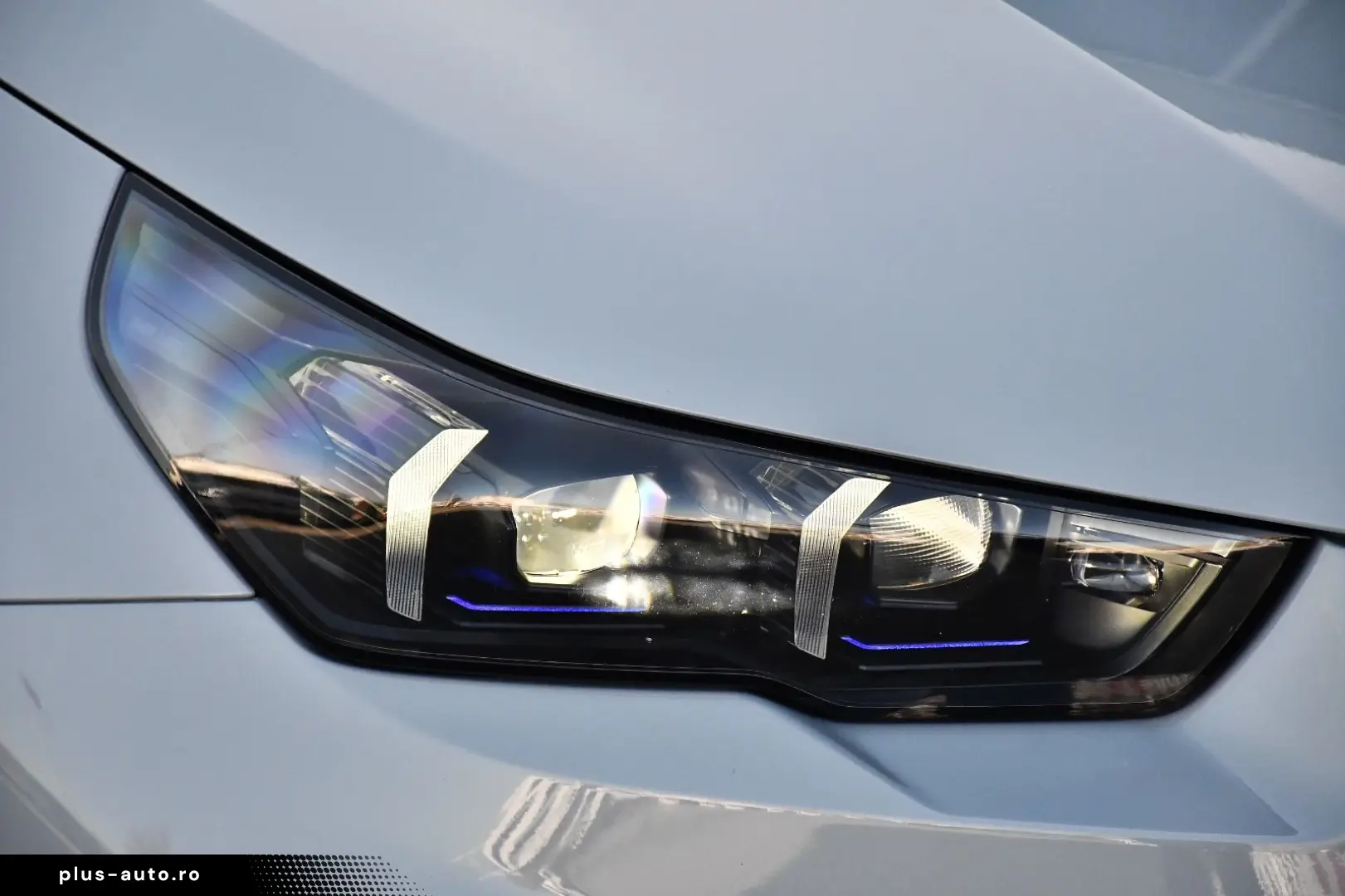 BMW M5 Lim Carbon Drivelogic B&W Individual Merino