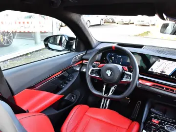 BMW M5 Lim Carbon Drivelogic B&W Individual Merino