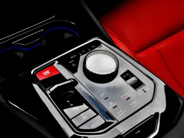 BMW M5 Lim Carbon Drivelogic B&W Individual Merino