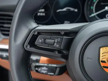 PORSCHE 911   992 Sport Classic  PTS SUPERIORREDMETALLIC