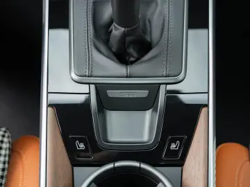 PORSCHE 911   992 Sport Classic  PTS SUPERIORREDMETALLIC