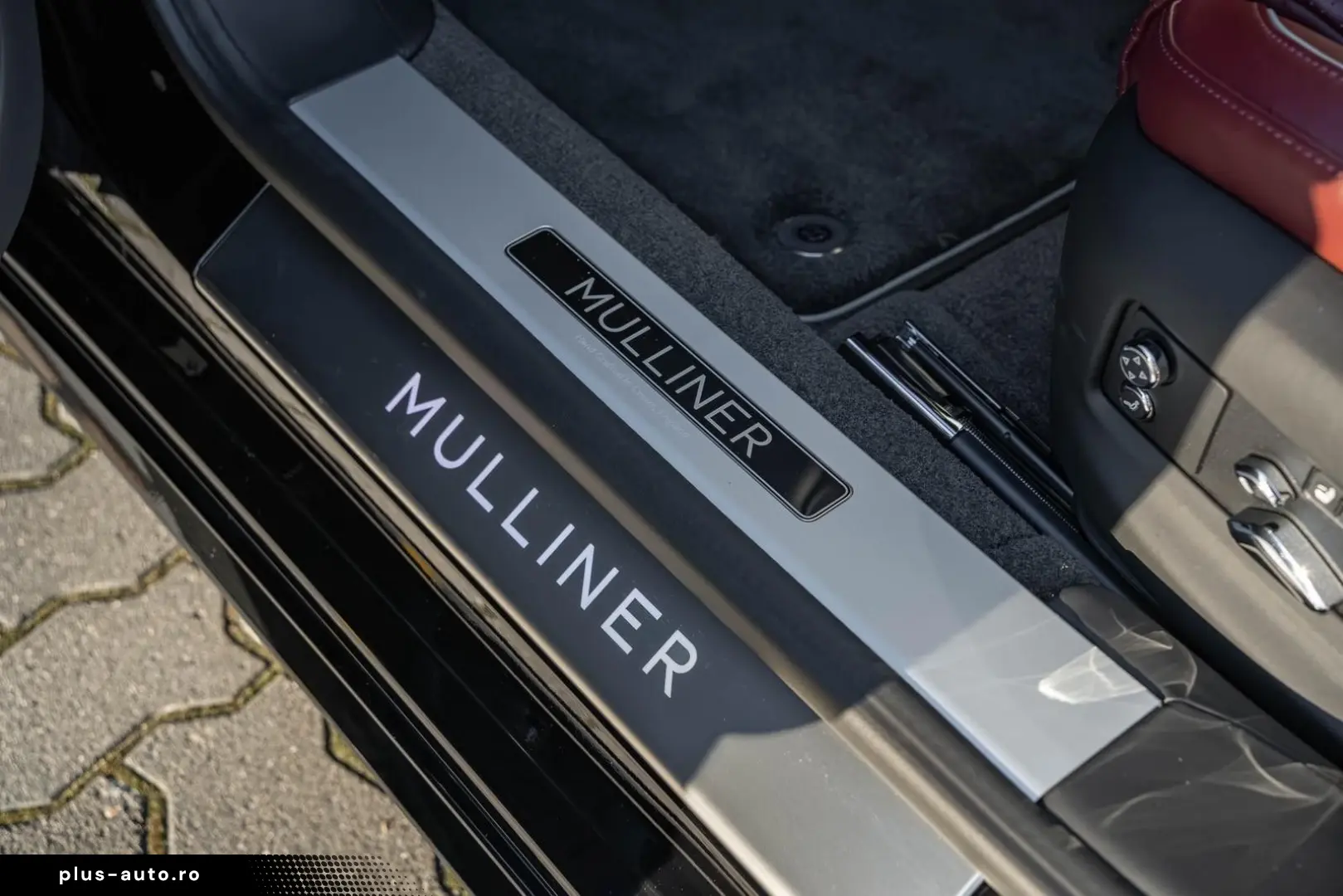 BENTLEY Flying Spur Mulliner   BESPOKE 2-Tone