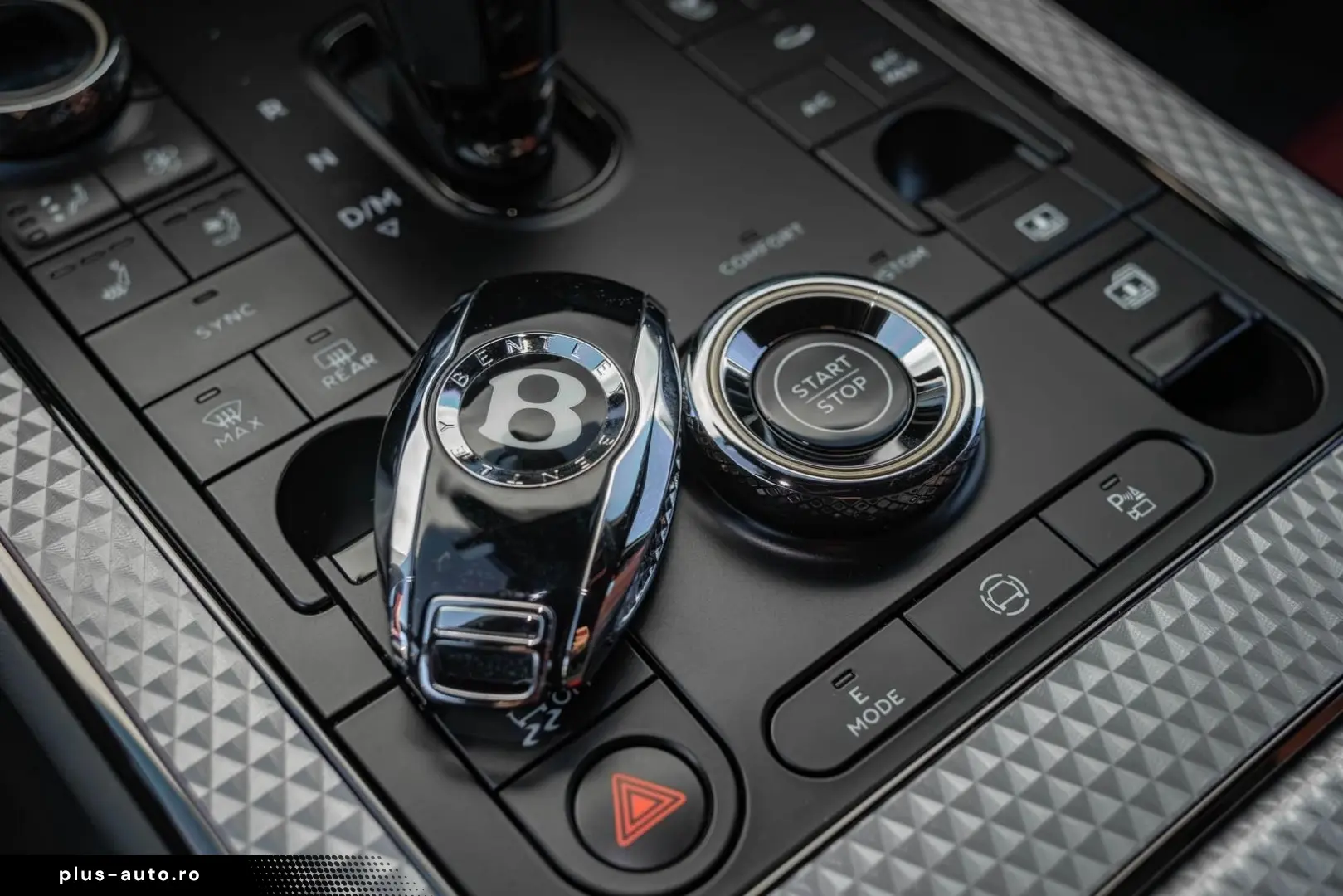 BENTLEY Flying Spur Mulliner   BESPOKE 2-Tone