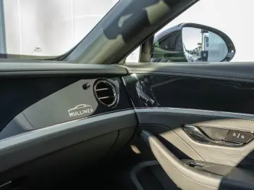 BENTLEY Flying Spur Mulliner   BESPOKE 2-Tone