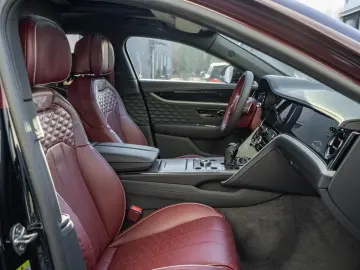 BENTLEY Flying Spur Mulliner   BESPOKE 2-Tone