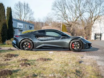 LOTUS Emira First Edition V6   neuwertig  1. Hand