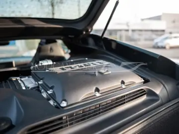 LOTUS Emira First Edition V6   neuwertig  1. Hand