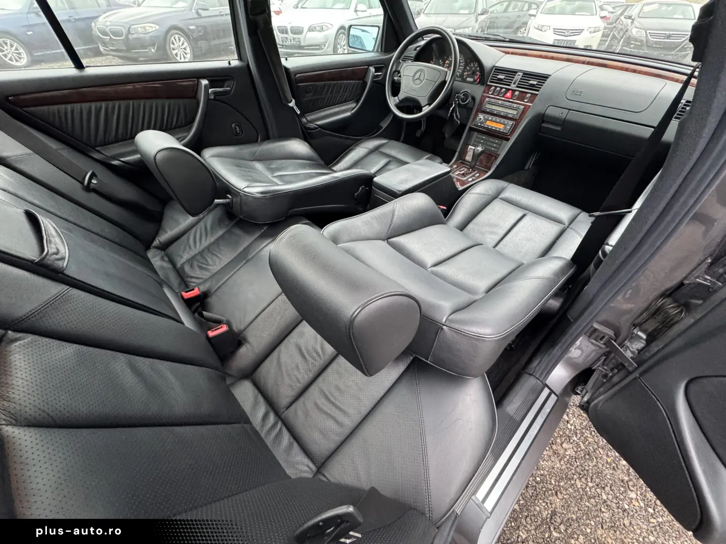 MERCEDES-BENZ C240    AUTOMAT