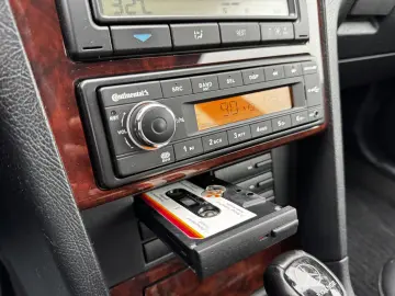 MERCEDES-BENZ C240    AUTOMAT