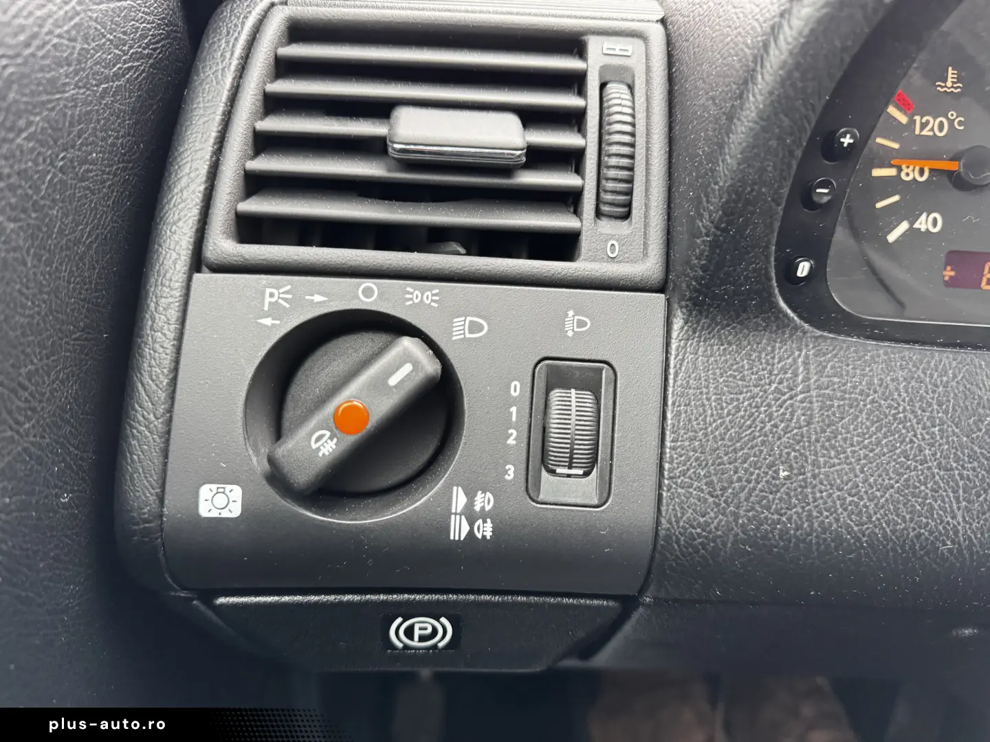 MERCEDES-BENZ C240    AUTOMAT