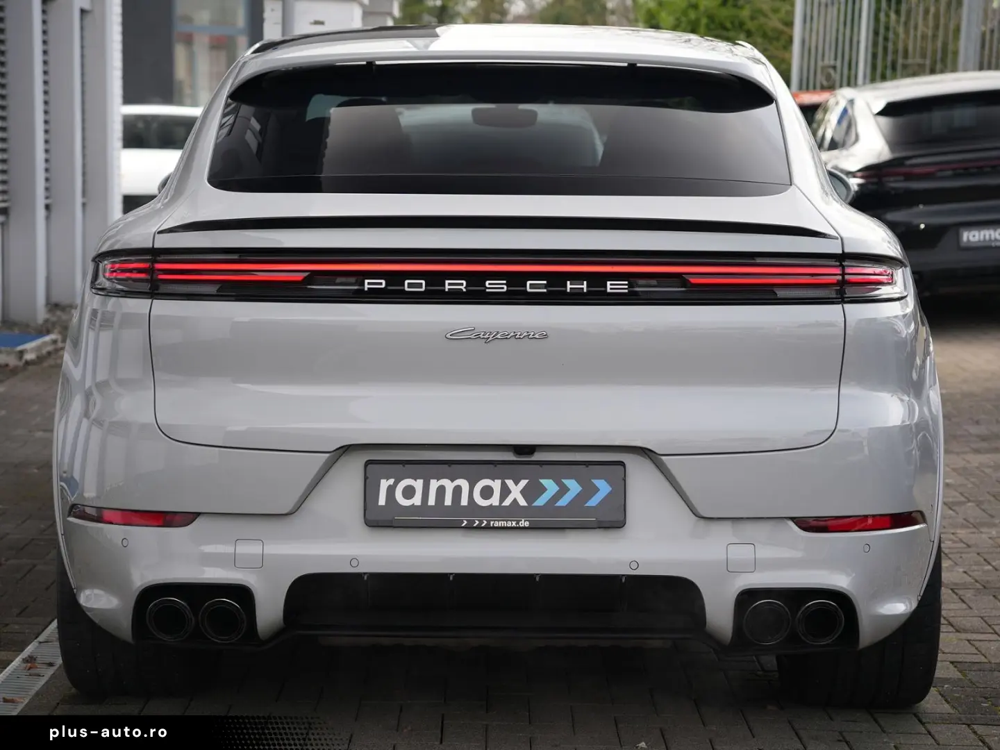 PORSCHE Cayenne E-Hybrid Coupé BEIGE-SPORTDESIGN-INNO-22