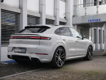 PORSCHE Cayenne E-Hybrid Coupé BEIGE-SPORTDESIGN-INNO-22