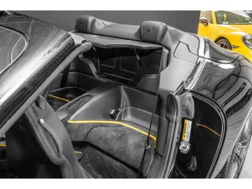 FERRARI Roma SPIDER _ACC_CARBON_360 _MATRIX_ FULL