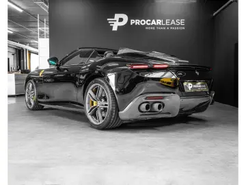 FERRARI Roma SPIDER _ACC_CARBON_360 _MATRIX_ FULL