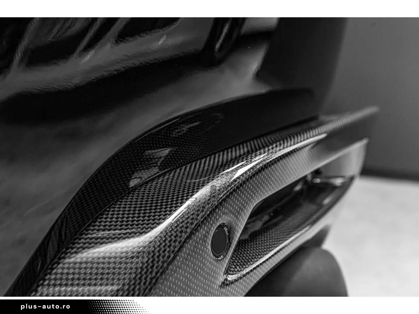 FERRARI Roma SPIDER _ACC_CARBON_360 _MATRIX_ FULL