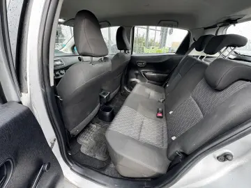 TOYOTA YARIS    2012    AER